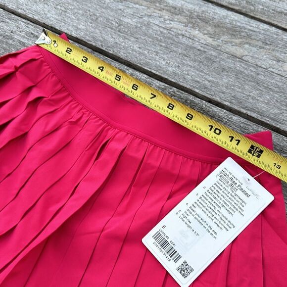 lululemon athletica Pink Pleated Skirt - Picture 4 of 8
